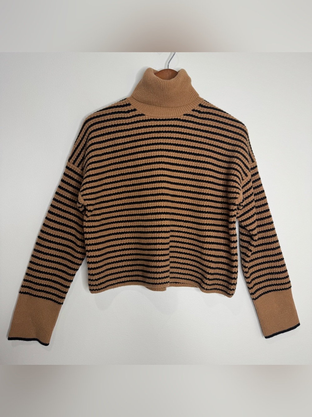 Madewell 100% Merino Wool Tan Black Striped Chunky Turtleneck Sweater Size Small